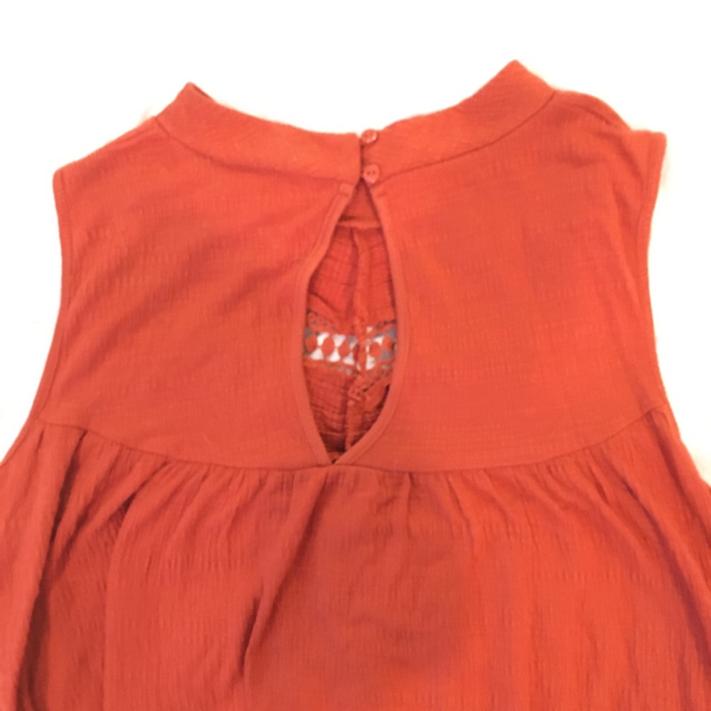 Cable & Gauge Rust Tank Top - Picture 2 of 3